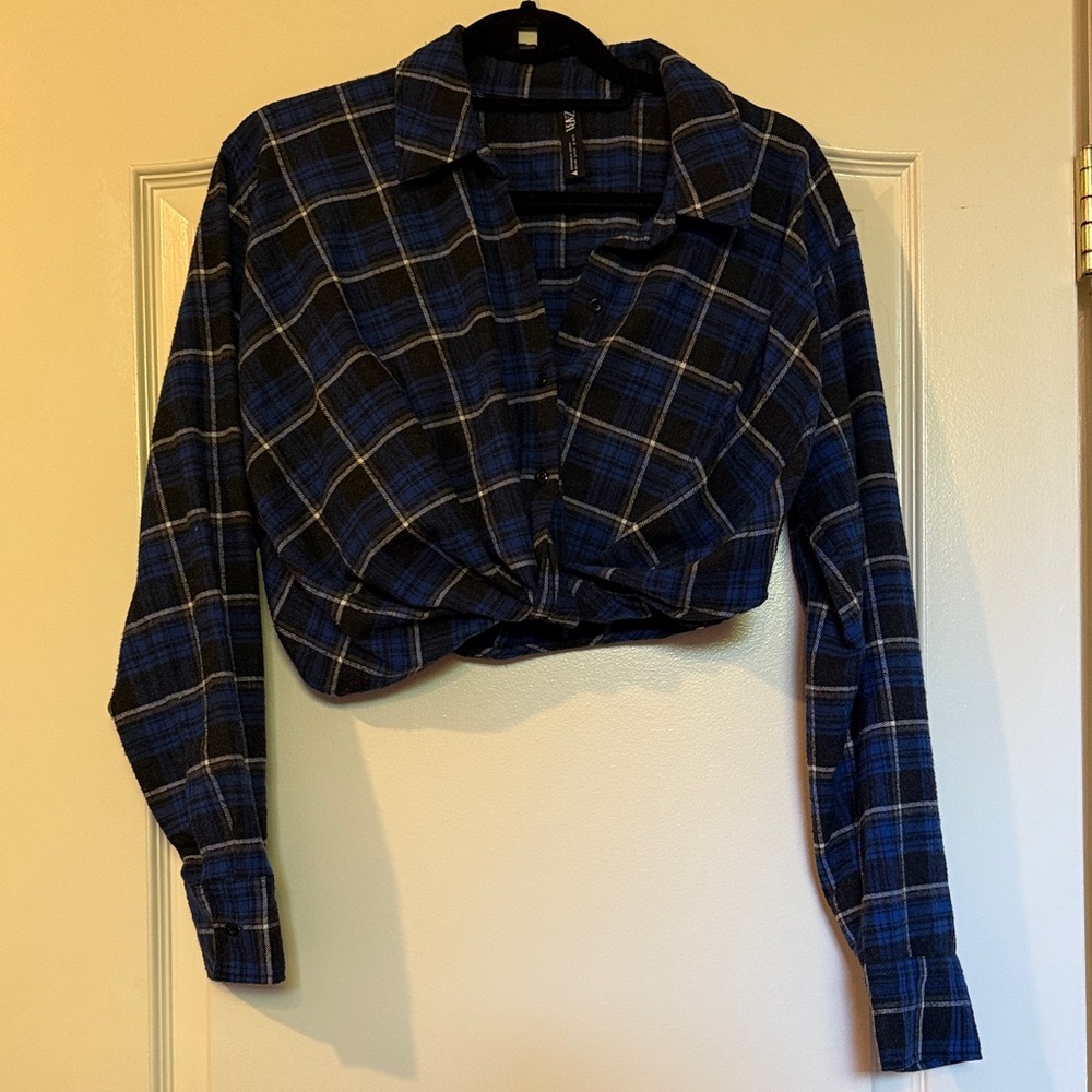Blue and Black Plaid Cropped Long Sleeve Shirt